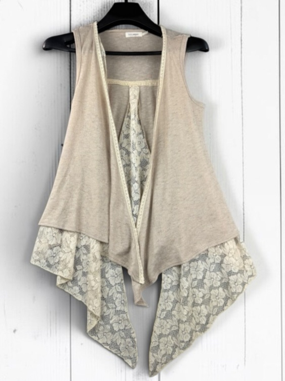 Blu Pepper Beige Layered Lace-Trim Sleeveless Vest